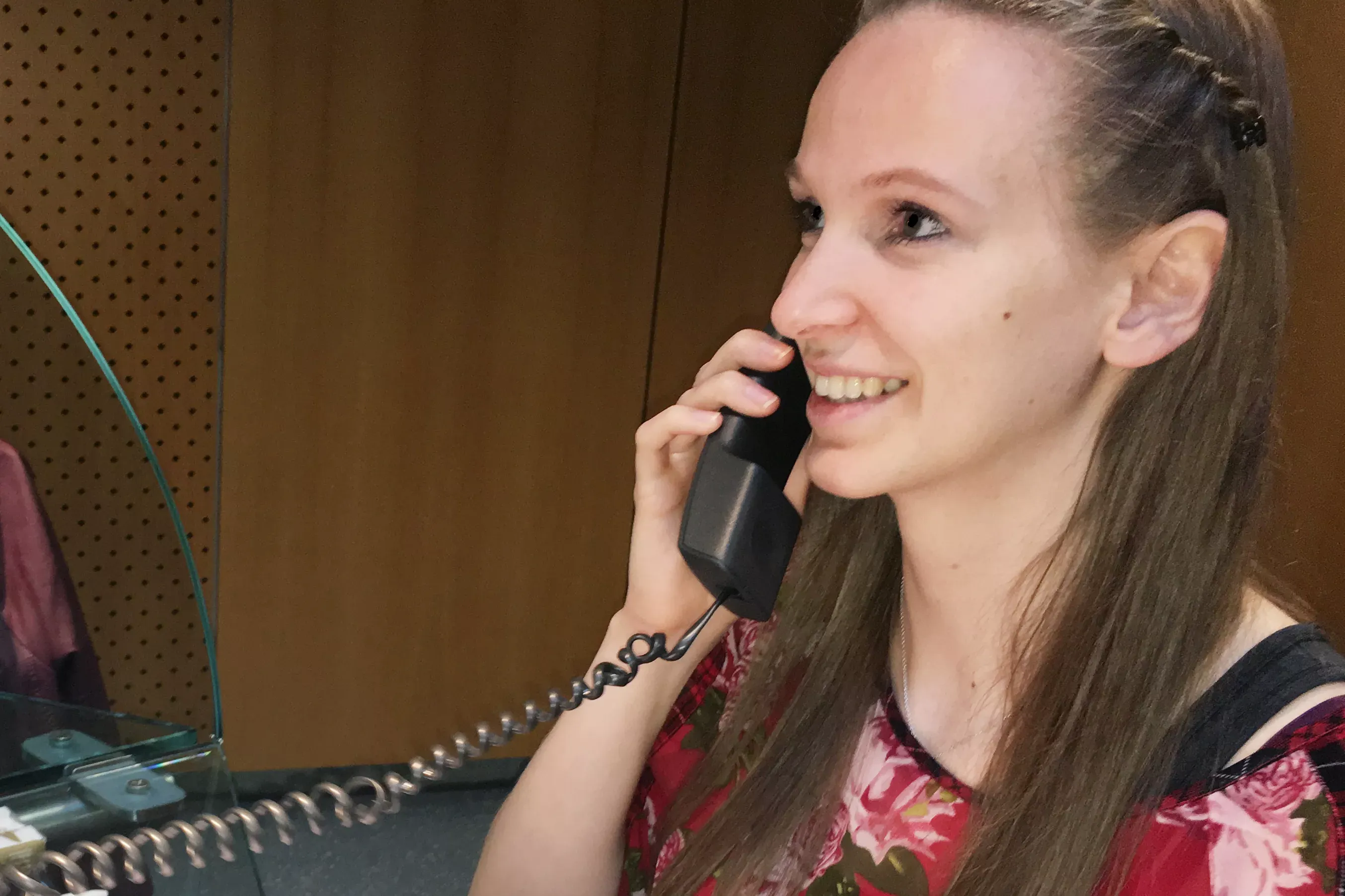 DRV-Expertin beantwortet im Rahmen des SWR Rententags Fragen zur Flexirente am Zuhörertelefon 