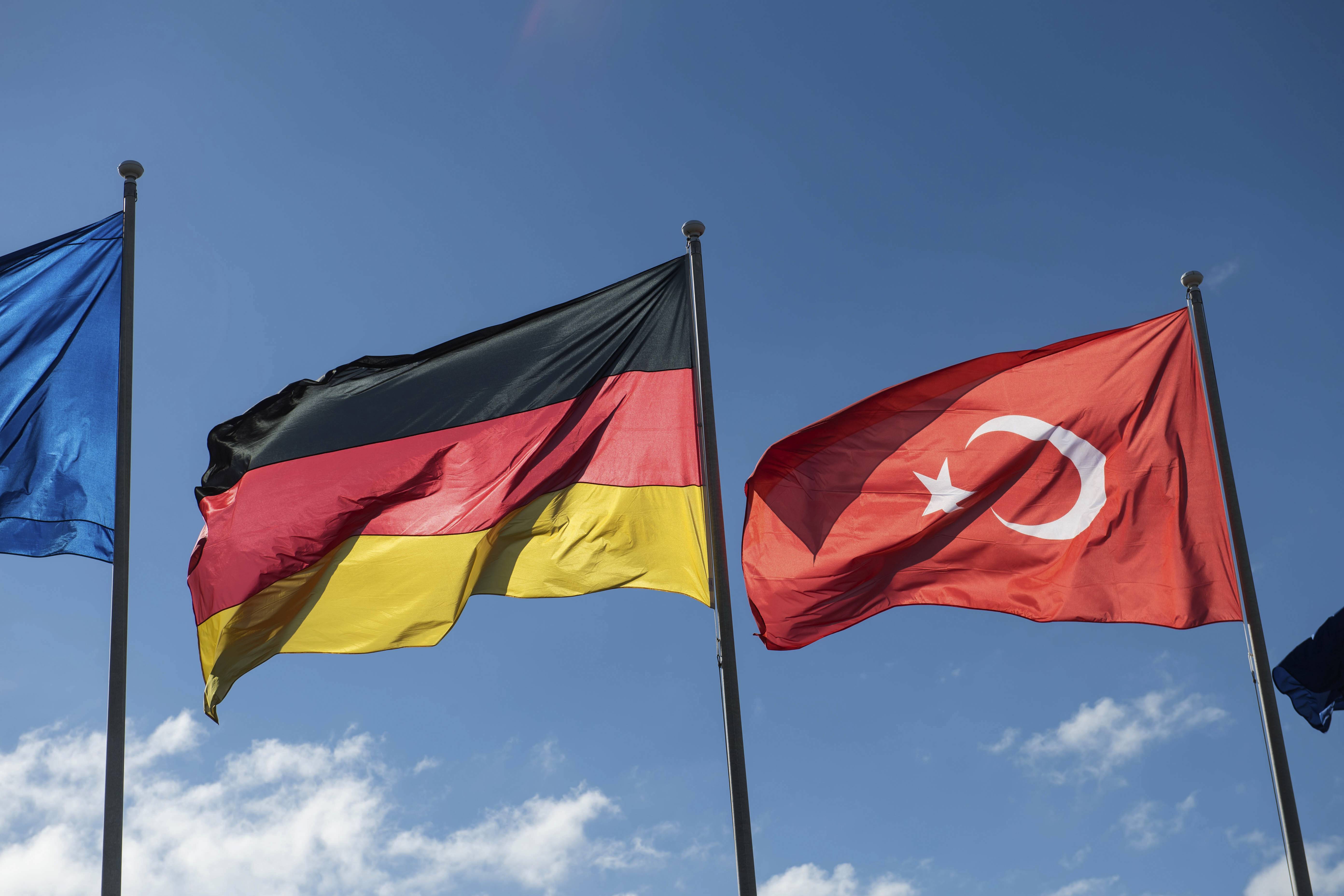 Deutsche und Türkische Rentenversicherung beraten in Hannover