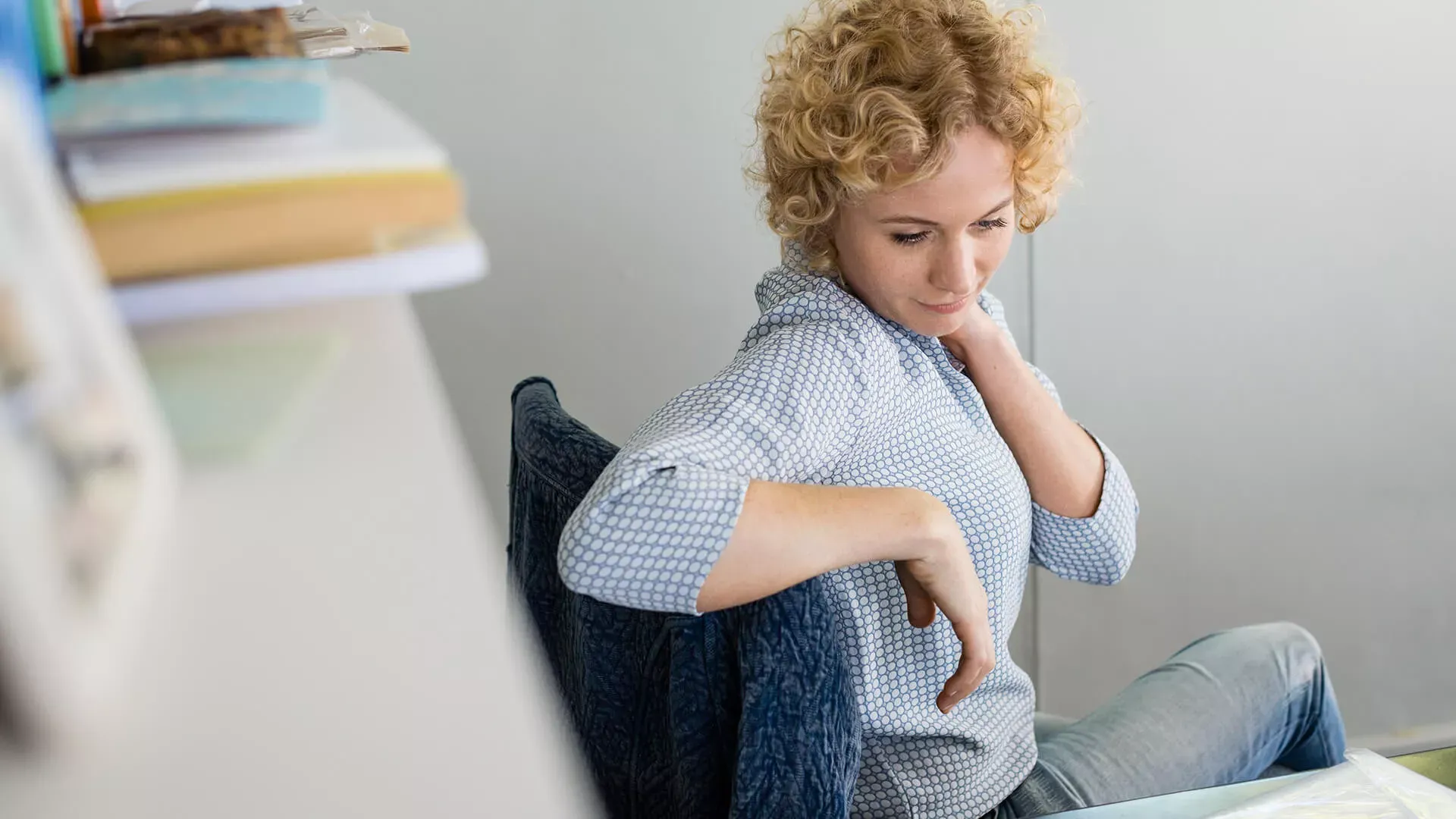 Frau im Büro – Bildnachweis: wdv © Lauer, Jan