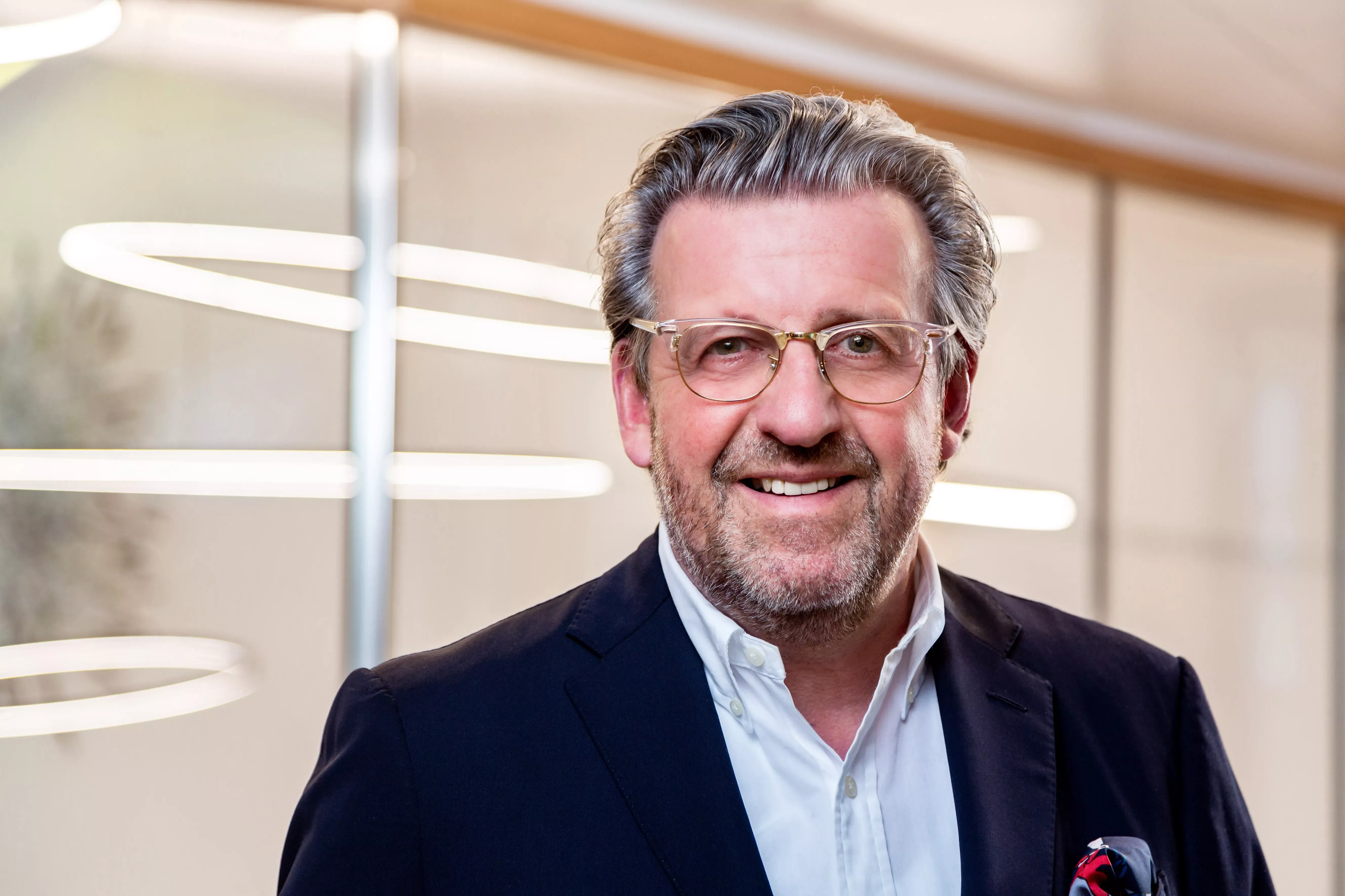 Das Bild zeigt ein Porträt von Dr. Stefan Wolf, Präsident Gesamtmetall Das Bild zeigt ein Porträt von Dr. Stefan Wolf, Präsident Gesamtmetall