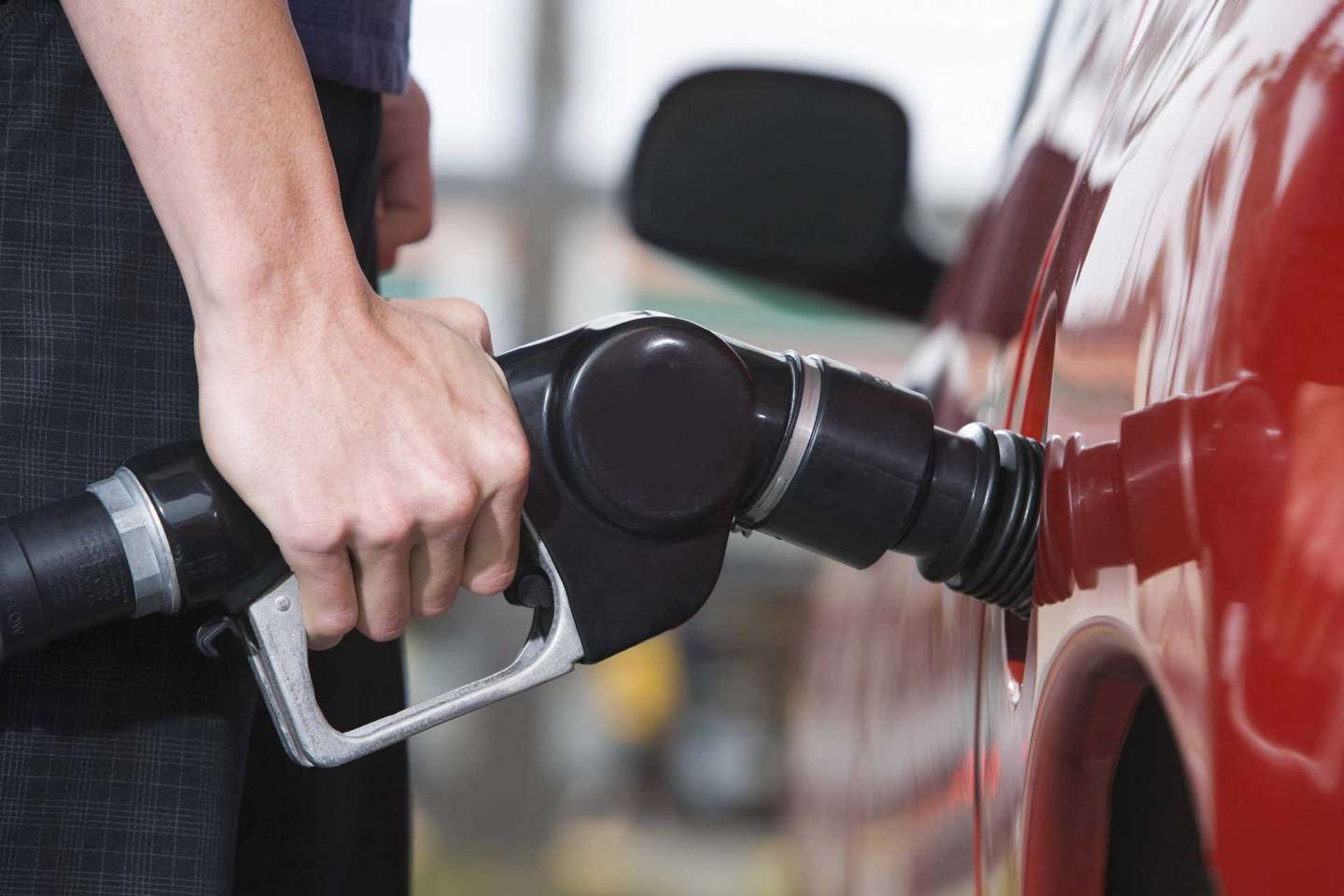 Diesel kaum billiger als Super – Selbstzünder lohnt seltener Diesel kaum billiger als Super – Selbstzünder lohnt seltener