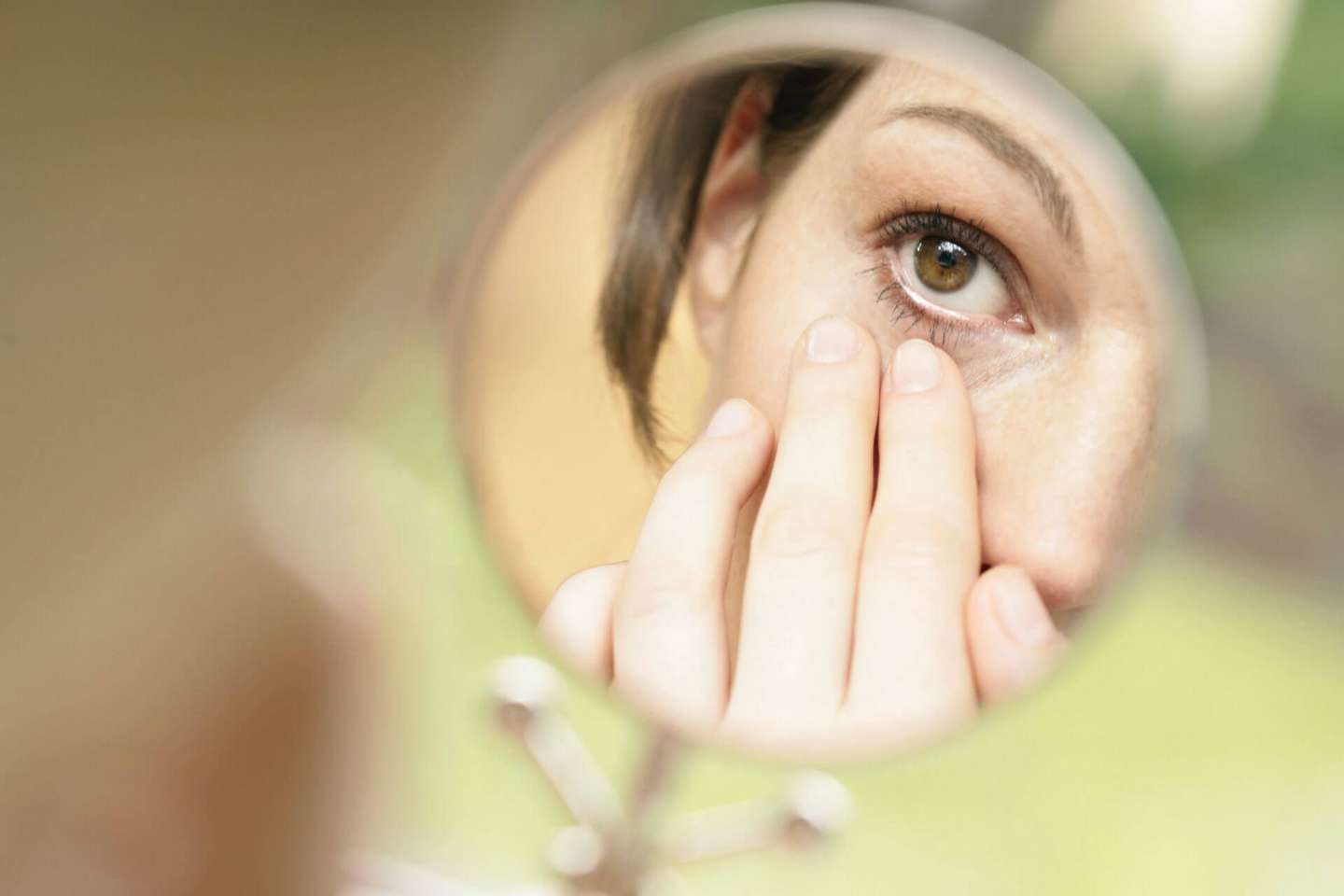 Umfrage: Warum viele bei Naturkosmetik zögern Umfrage: Warum viele bei Naturkosmetik zögern