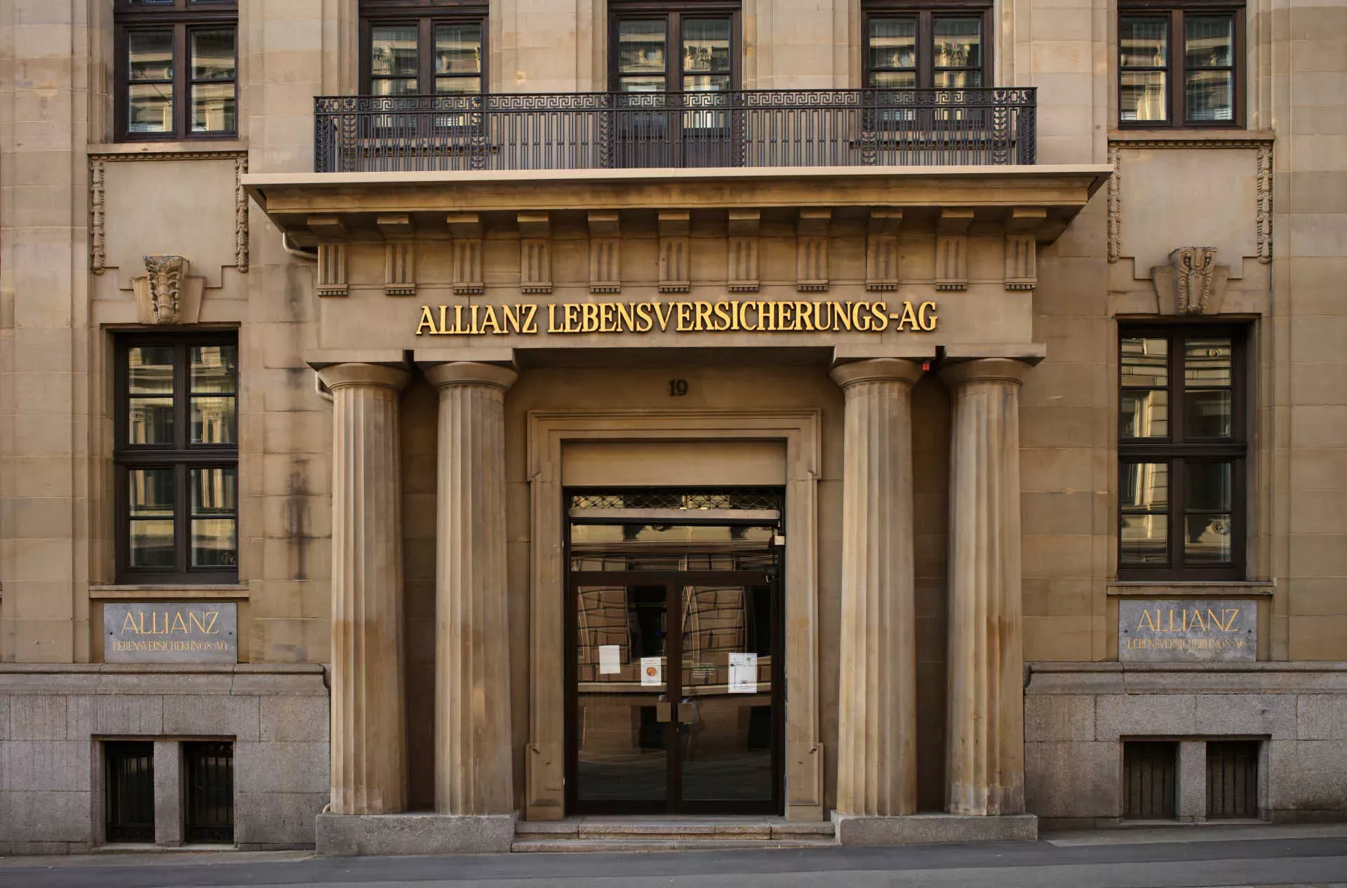 Allianz Lebensversicherung AG, Hauptgebäude Stuttgart. Bild: IMAGO / Michael Weber Allianz Lebensversicherung AG, Hauptgebäude Stuttgart. Bild: IMAGO / Michael Weber