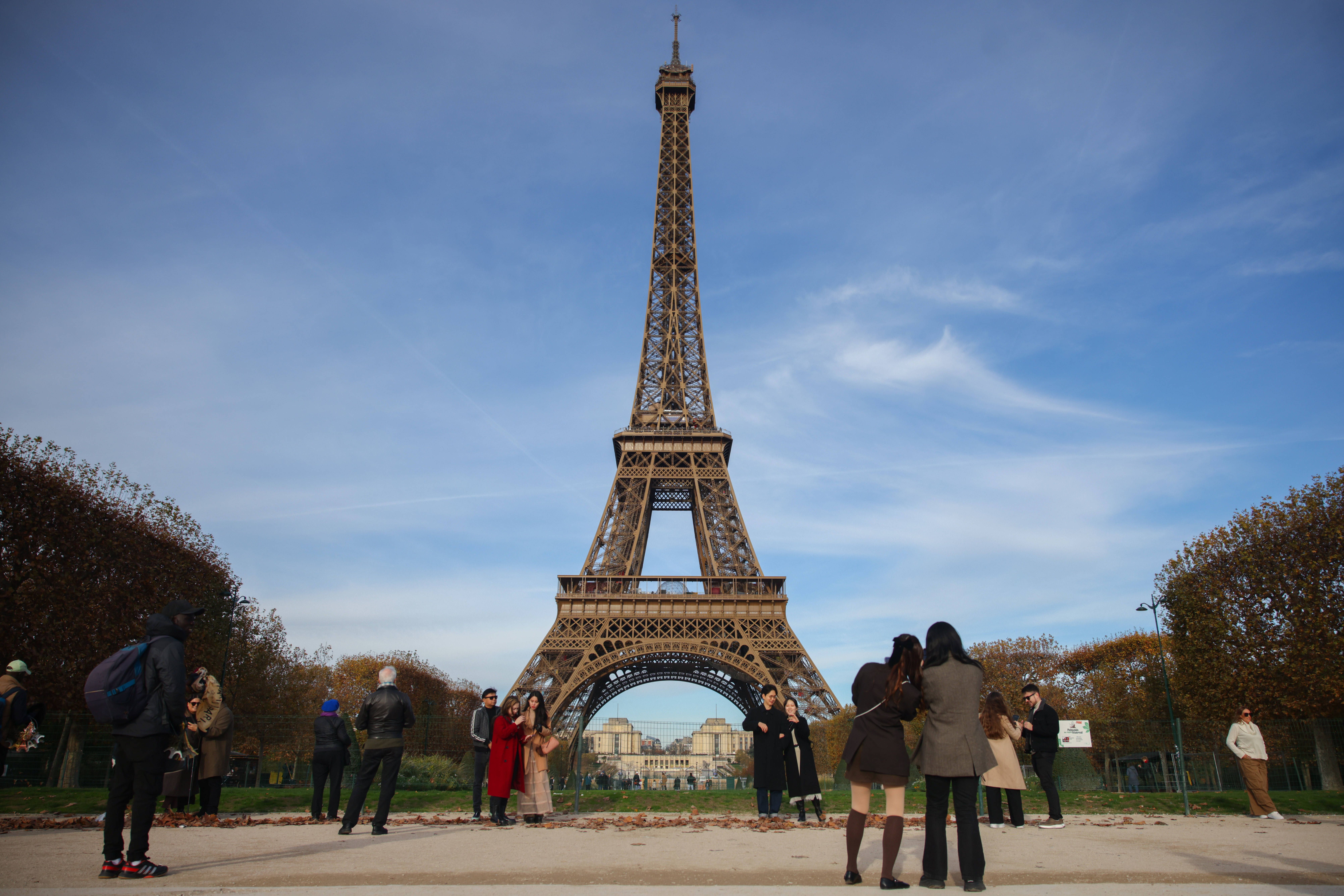 Frankreich setzt Erhöhung des Rentenalters aus Frankreich setzt Erhöhung des Rentenalters aus