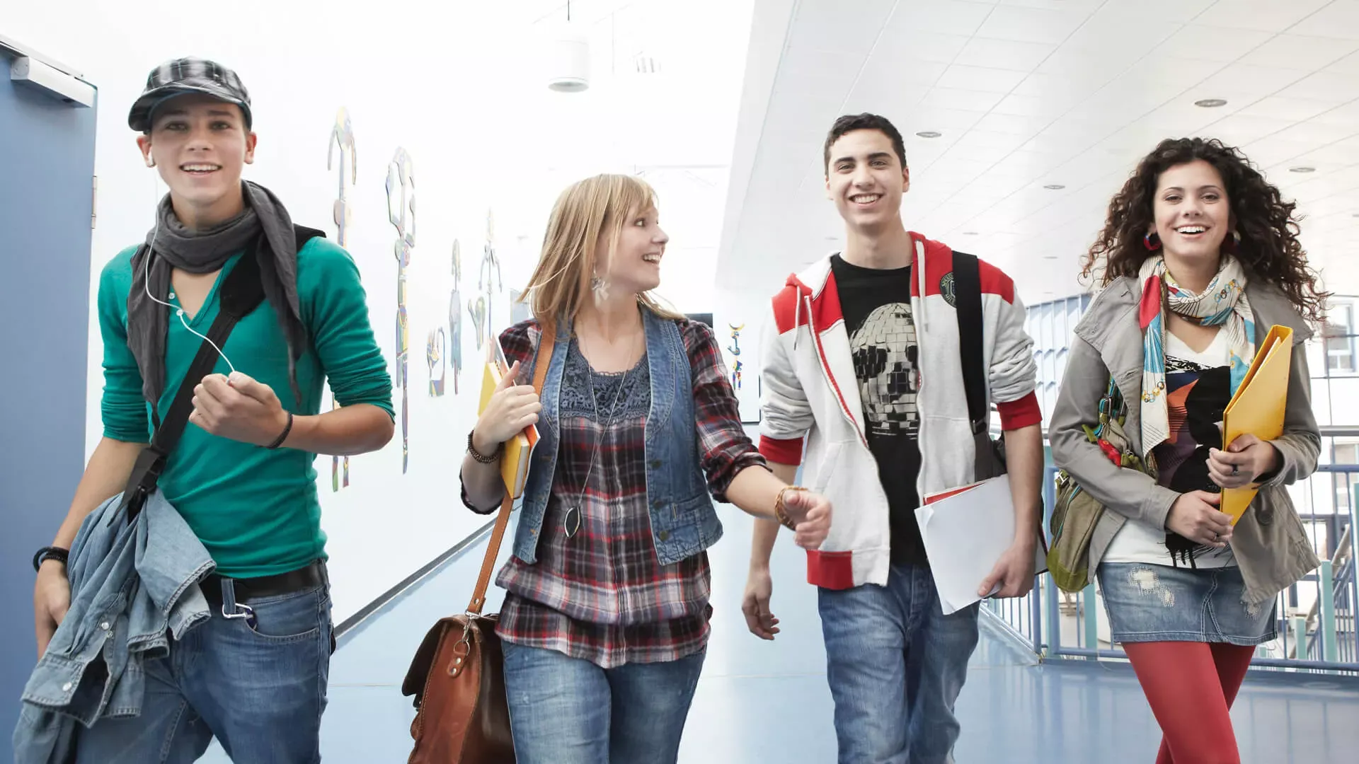 Berufsunfähigkeits-Versicherung: Diese Vorteile haben Schüler, Auszubildende und Studenten Berufsunfähigkeits-Versicherung: Diese Vorteile haben Schüler, Auszubildende und Studenten